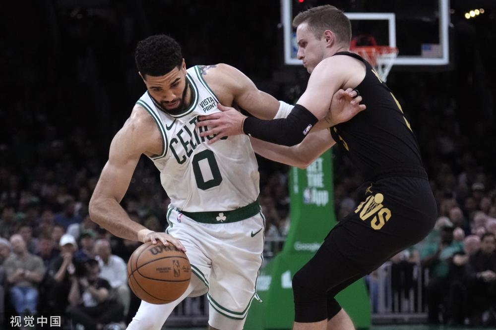 国足深受鼓 国足深受鼓