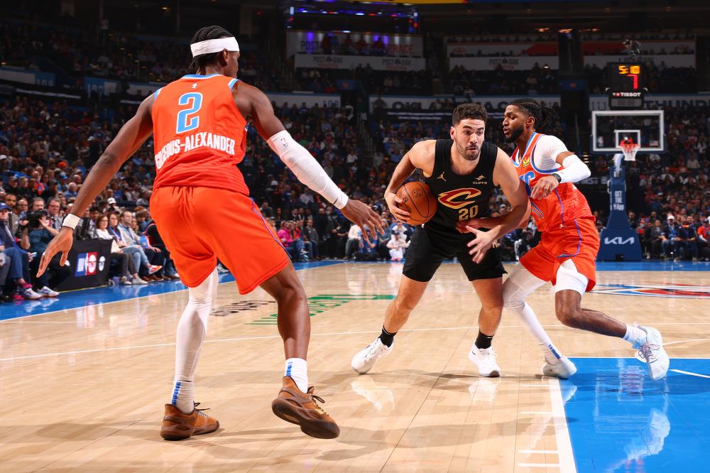 些幕后英雄 些幕后英雄